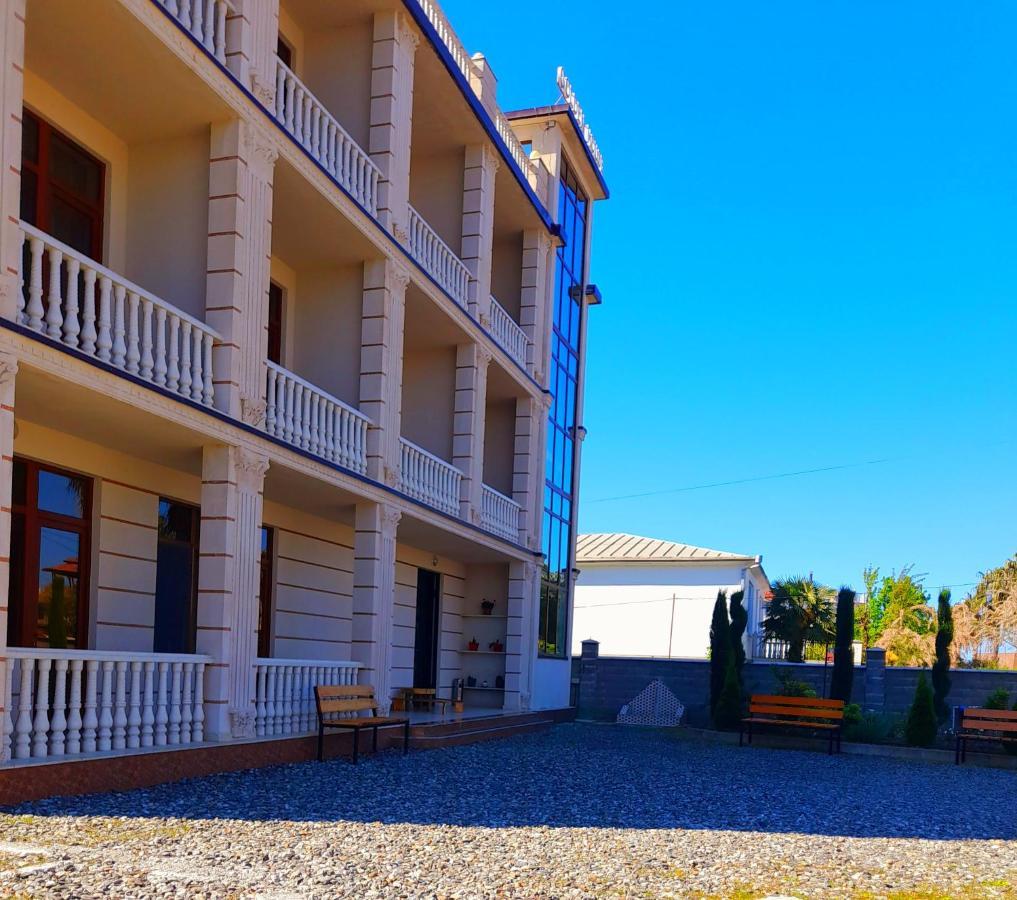 Golden House Hotel Anaklia Exterior photo